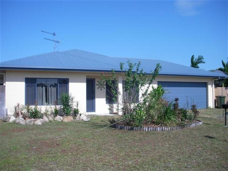 35 Midshipman Street, South Mission QLD 4852