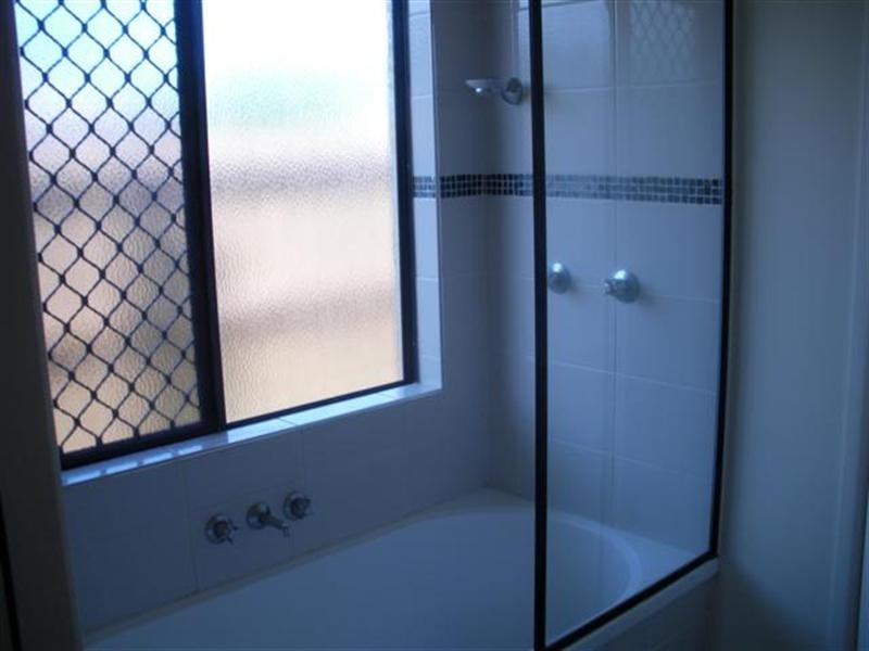 35 Midshipman Street, South Mission QLD 4852