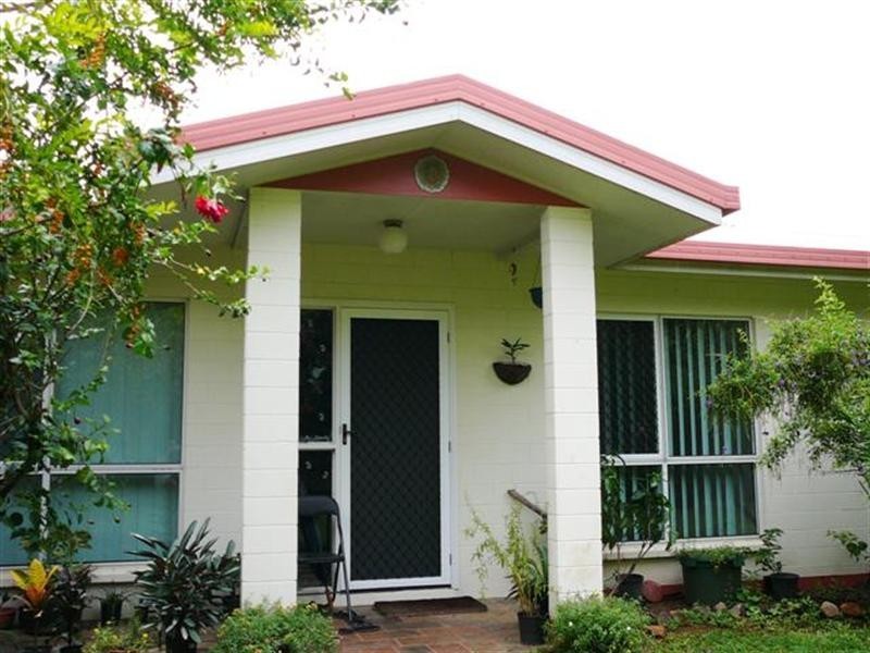 1 Kent Close, Mission Beach QLD 4852