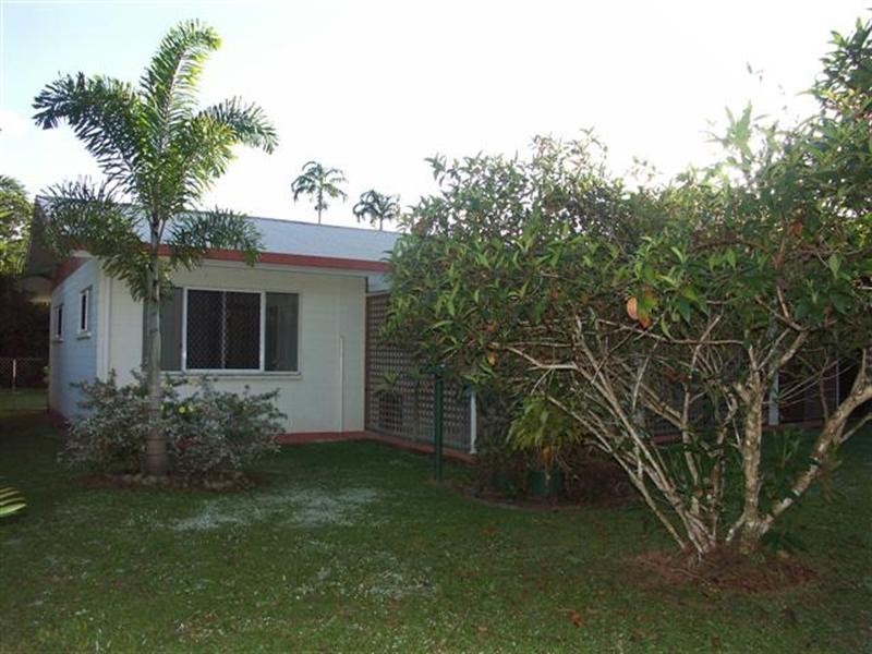1 Kent Close, Mission Beach QLD 4852