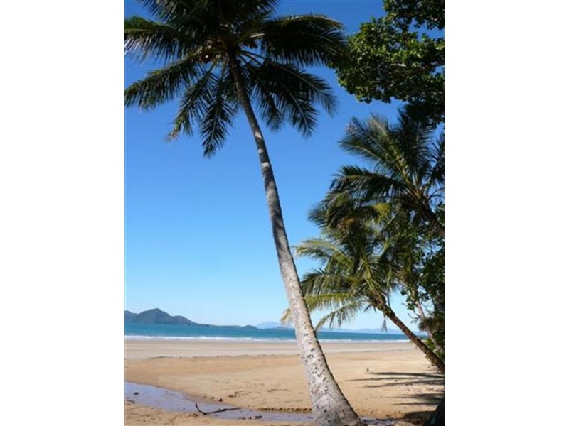 1 Kent Close, Mission Beach QLD 4852