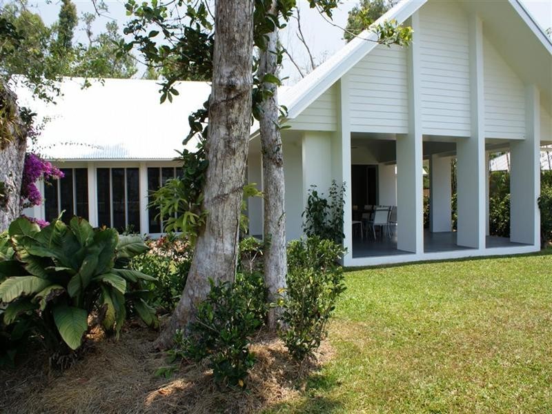 31 Pacific Parade, Mission Beach QLD 4852