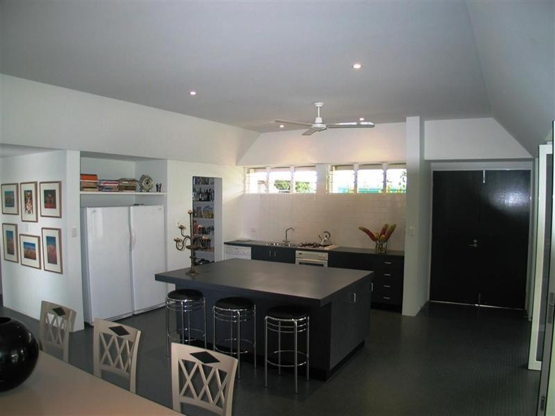 31 Pacific Parade, Mission Beach QLD 4852
