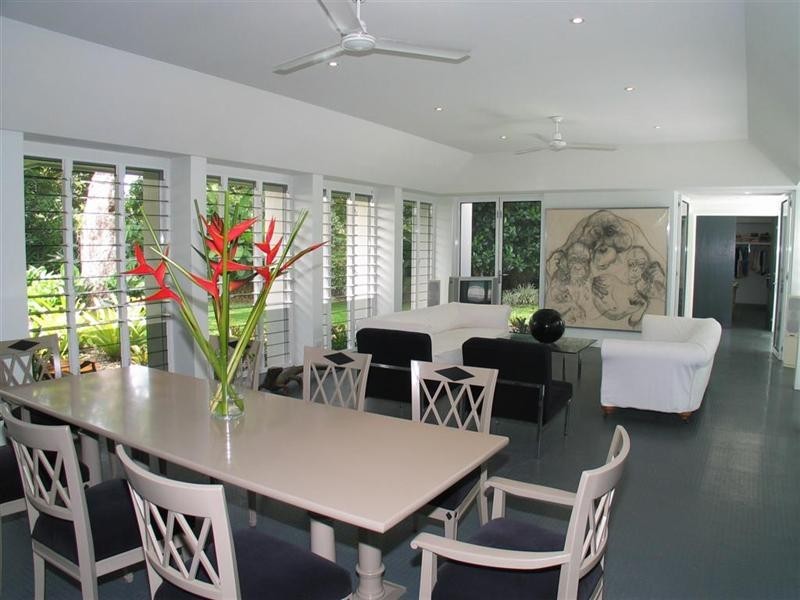 31 Pacific Parade, Mission Beach QLD 4852