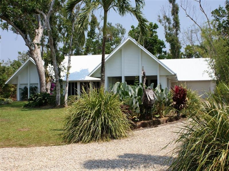 31 Pacific Parade, Mission Beach QLD 4852