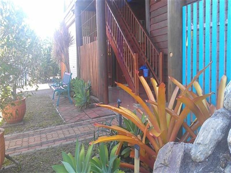 34 Seafarer Street, Mission Beach QLD 4852