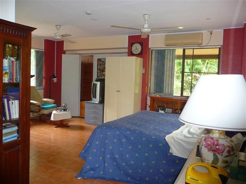 350 Bingil Bay Road, Midgeree Bar QLD 4852