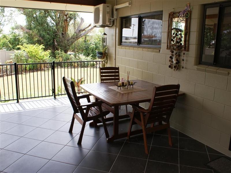 7 HENRY Street, Silkwood QLD 4856