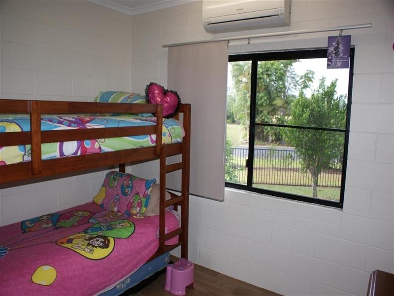 7 HENRY Street, Silkwood QLD 4856