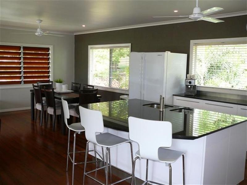 16 Porter Promenade, Mission Beach QLD 4852