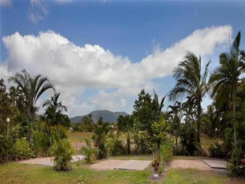 21-35 Webb Road, Mission Beach QLD 4852