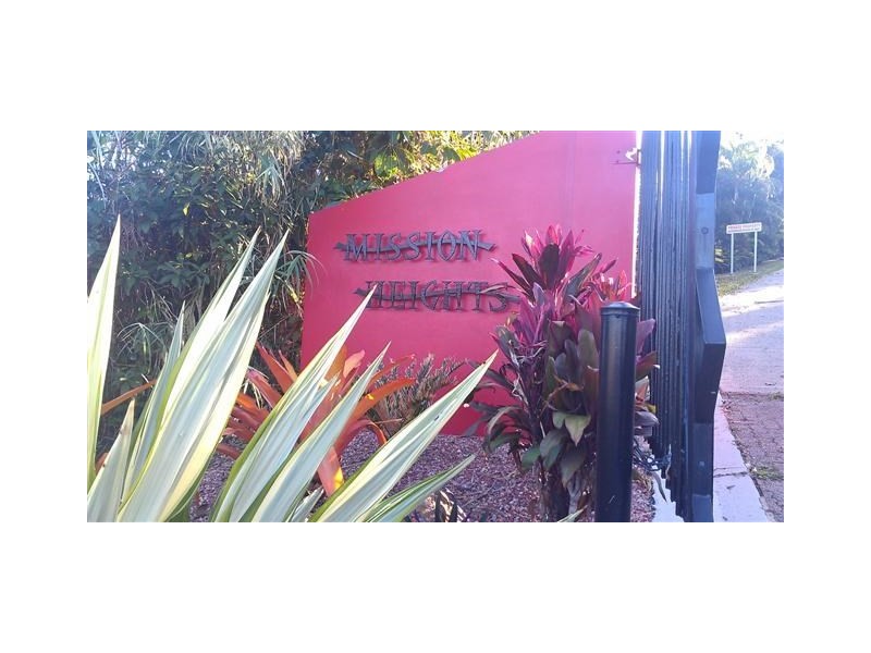 1/23 The Boulevard, South Mission QLD 4852