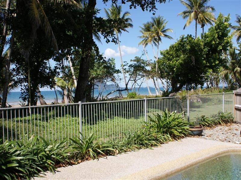 42 Donkin Lane, Mission Beach QLD 4852