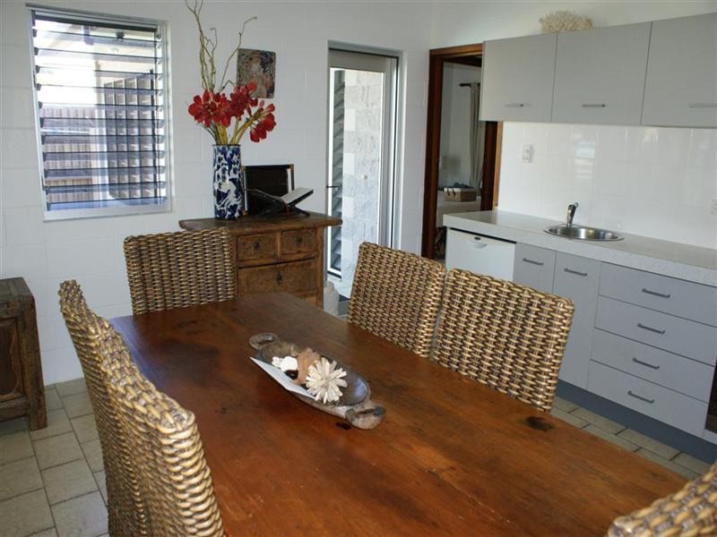 42 Donkin Lane, Mission Beach QLD 4852