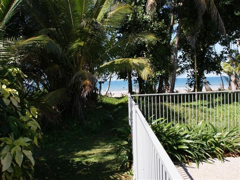 42 Donkin Lane, Mission Beach QLD 4852