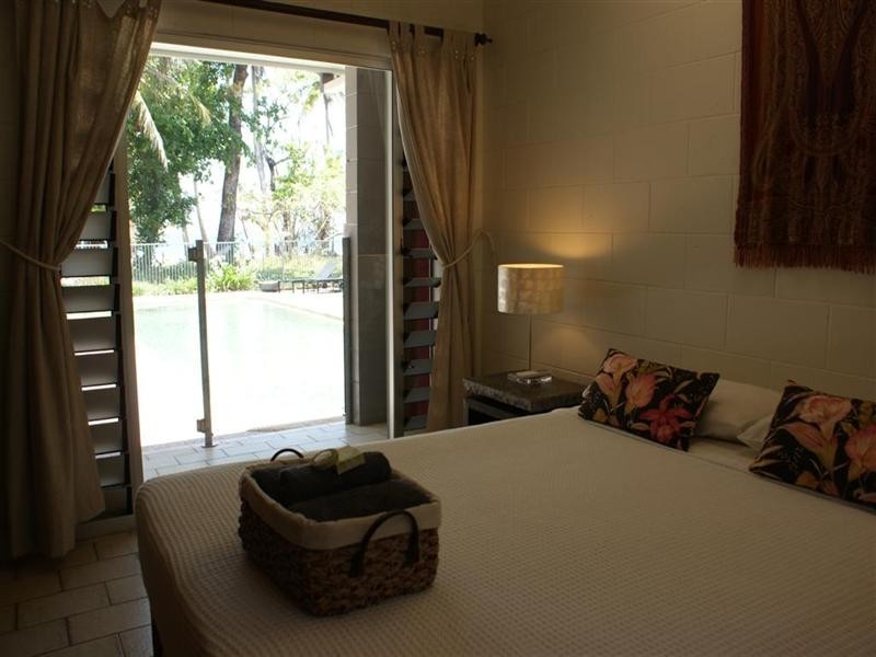 42 Donkin Lane, Mission Beach QLD 4852