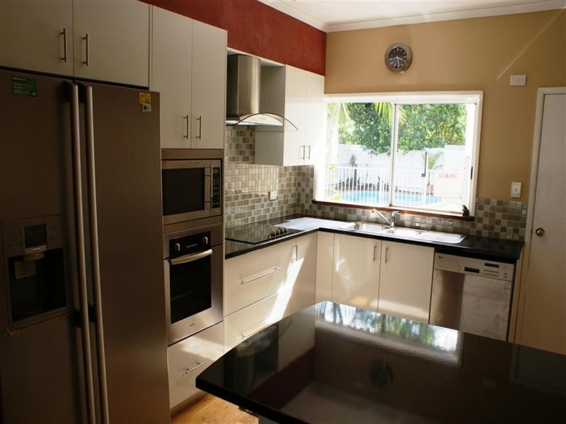 2/163 Reid Road, Mission Beach QLD 4852