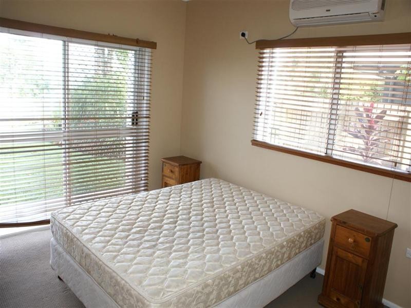 2/163 Reid Road, Mission Beach QLD 4852