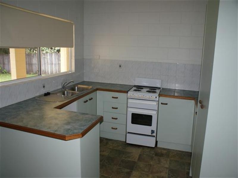 8 Yamala Close, Mission Beach QLD 4852