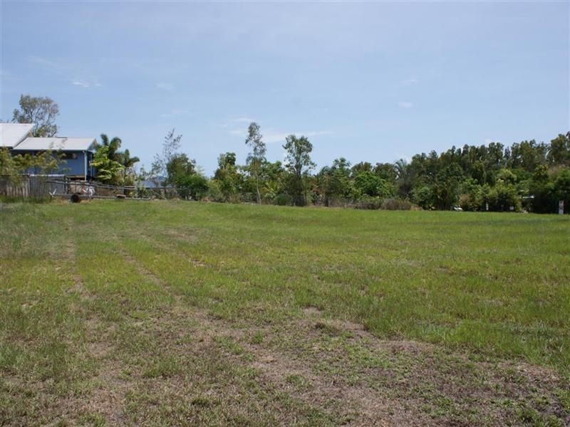 37 Koda Street, Wongaling Beach QLD 4852