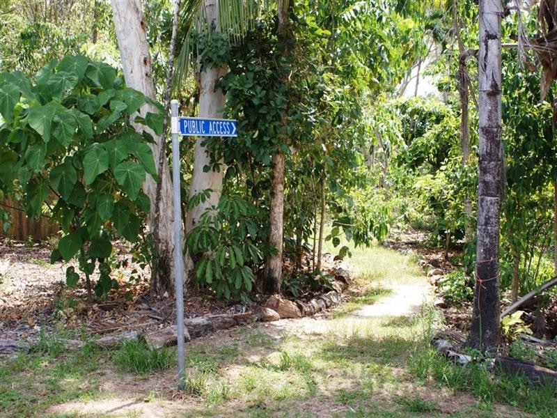 33 Koda Street, Wongaling Beach QLD 4852