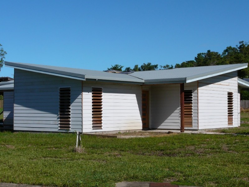 Mission Beach QLD 4852