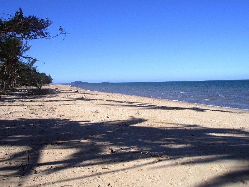 Kurrimine Beach QLD 4871