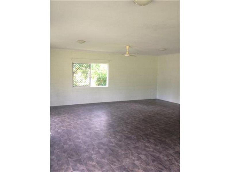 4 Yamala Close, Mission Beach QLD 4852