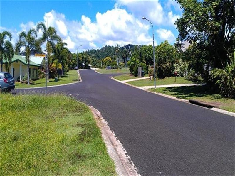 15 Kent Close, Mission Beach QLD 4852