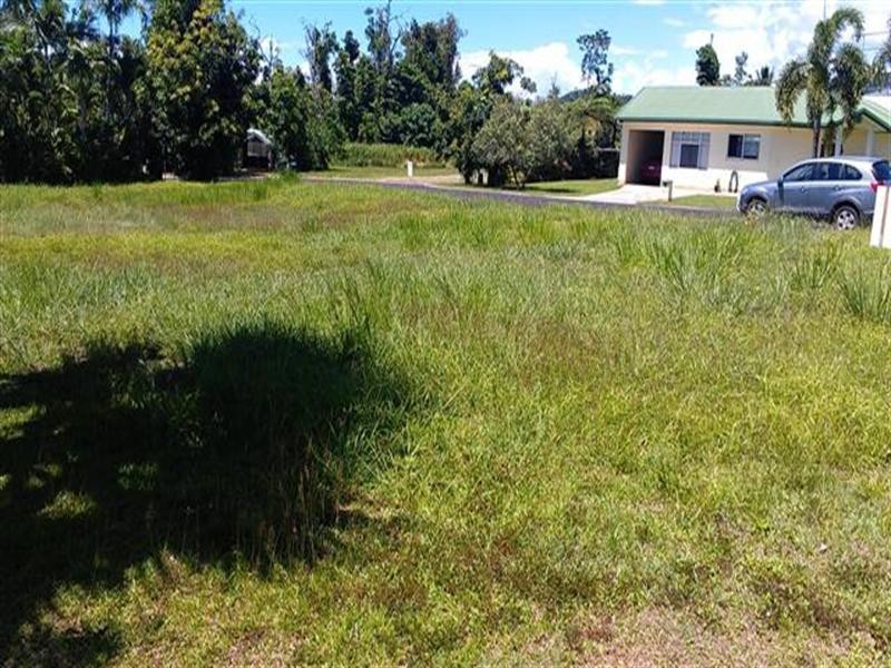 15 Kent Close, Mission Beach QLD 4852