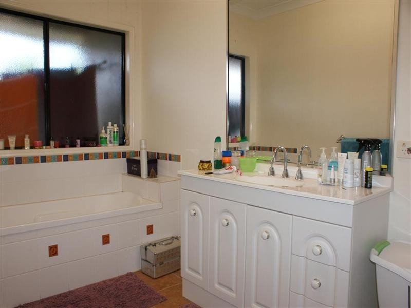 85 Banfield Parade, Wongaling Beach QLD 4852