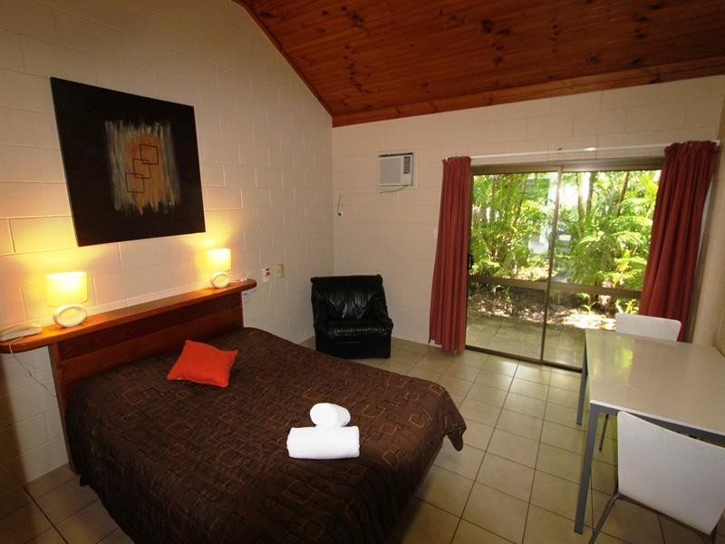 59374 Bruce Highway, Tully QLD 4854