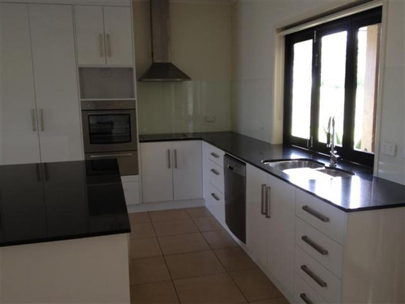 21 Mariner Drive, South Mission QLD 4852