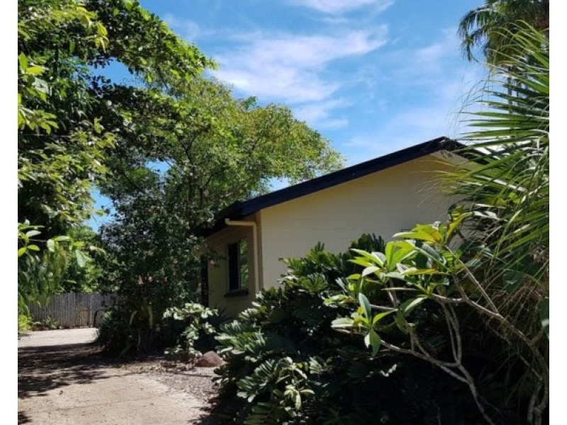 13 McNamara Street, Wongaling Beach QLD 4852