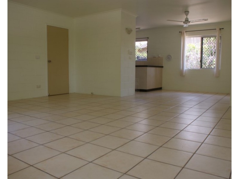 13 McNamara Street, Wongaling Beach QLD 4852