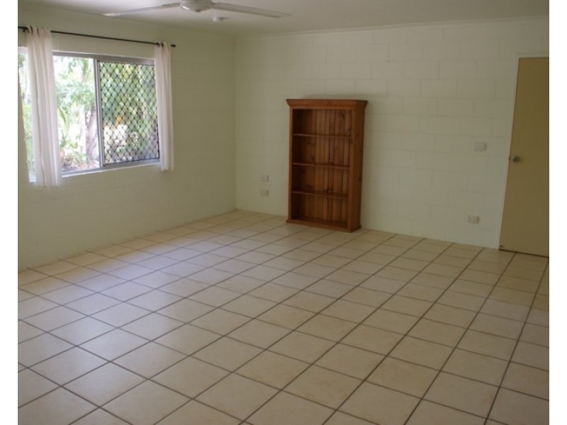 13 McNamara Street, Wongaling Beach QLD 4852