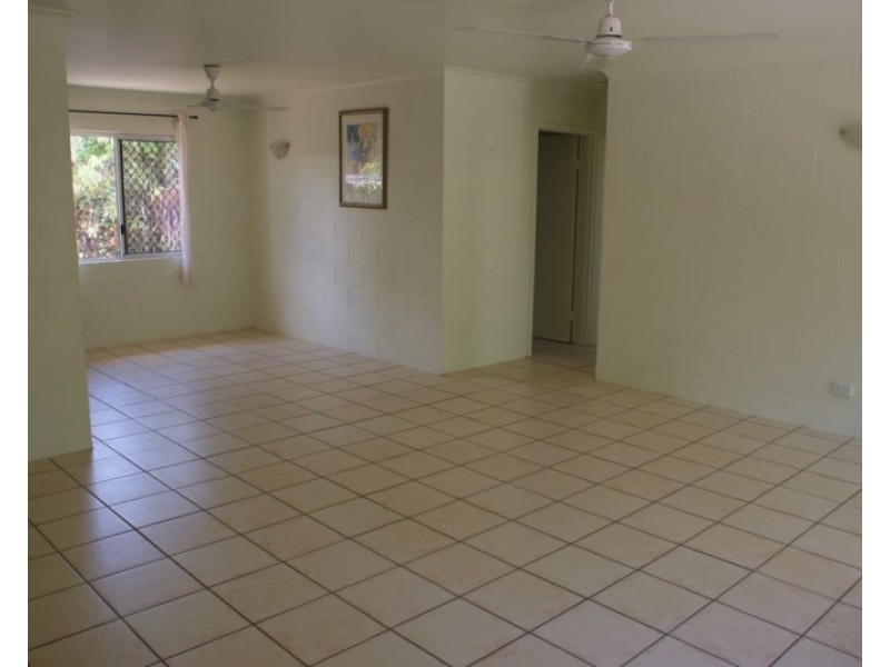 13 McNamara Street, Wongaling Beach QLD 4852