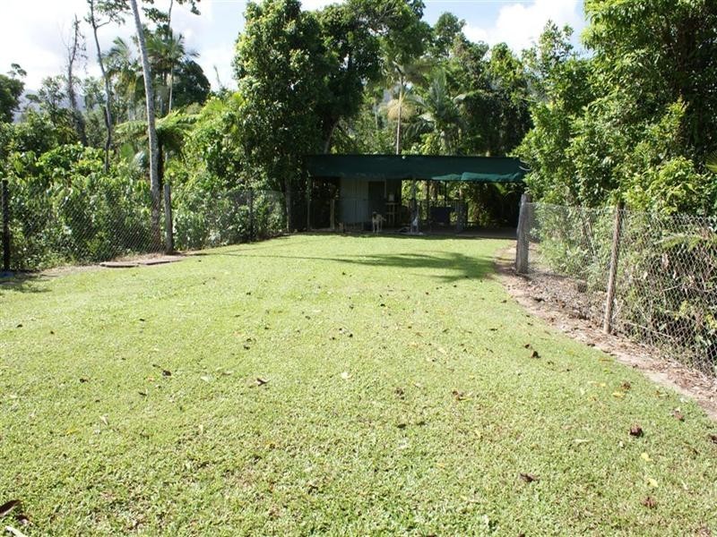 447 Bulgun Road, Tully QLD 4854