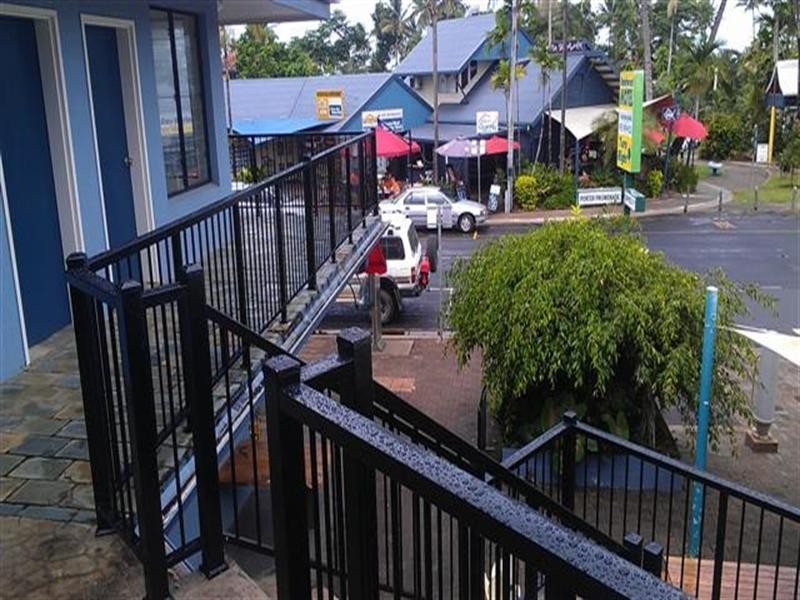 Shops 1-2 ‘The Hub’ Shopping Centre, Mission Beach QLD 4852