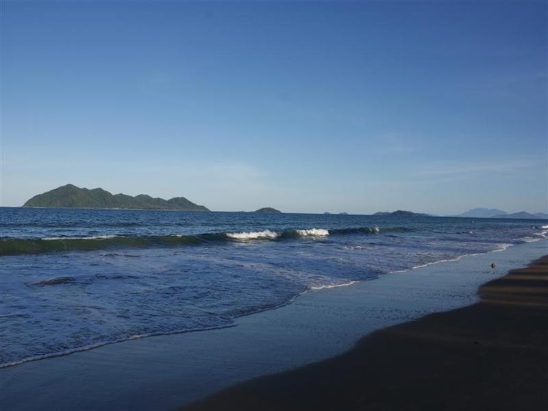 7 Dunkalli Crescent, Wongaling Beach QLD 4852