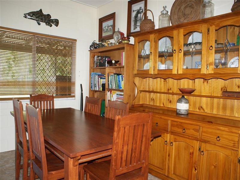 23 Seafarer Street, South Mission QLD 4852