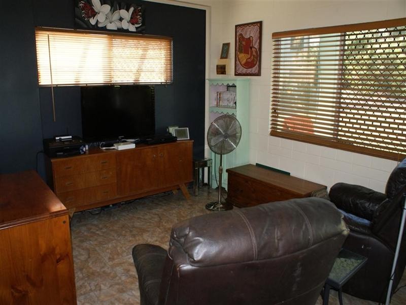 23 Seafarer Street, South Mission QLD 4852