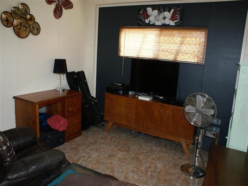 23 Seafarer Street, South Mission QLD 4852