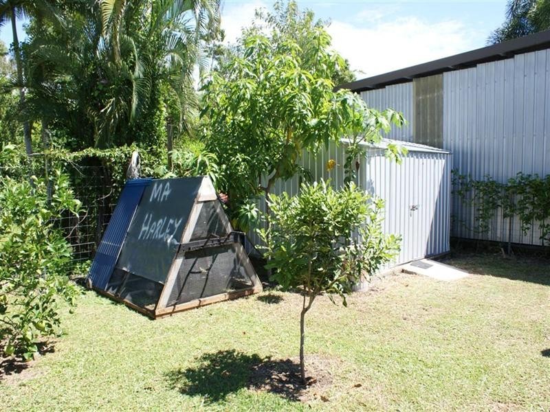 23 Seafarer Street, South Mission QLD 4852