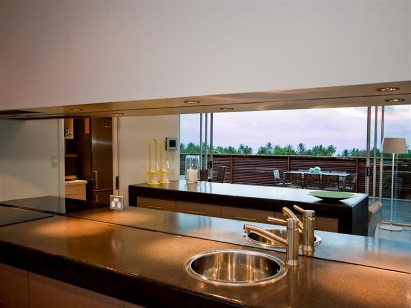 4/2 Coonanglebah Close, Mission Beach QLD 4852