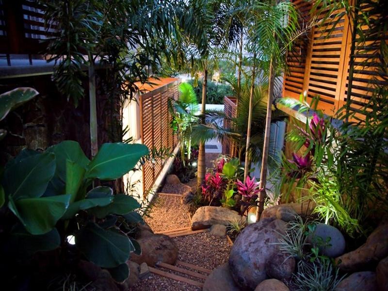 4/2 Coonanglebah Close, Mission Beach QLD 4852