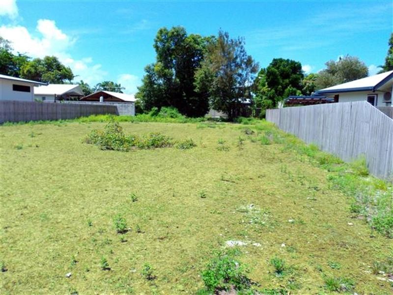 7 Heliconia Ct., Mission Beach QLD 4852