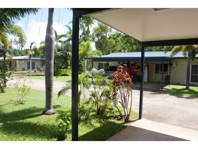 2/16 Wongaling Beach Road, Wongaling Beach QLD 4852