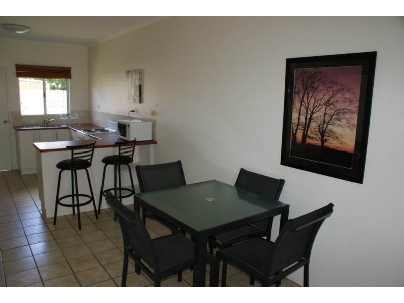 2/16 Wongaling Beach Road, Wongaling Beach QLD 4852