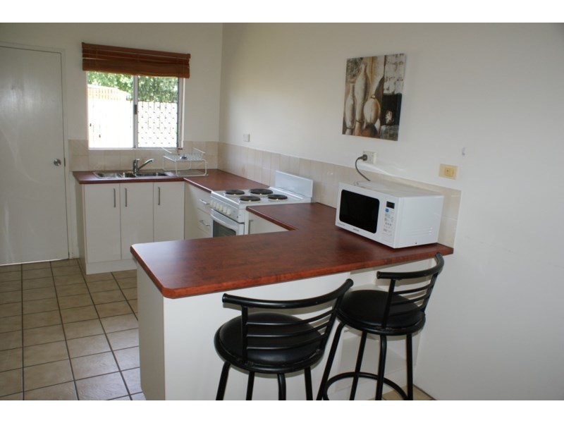 2/16 Wongaling Beach Road, Wongaling Beach QLD 4852